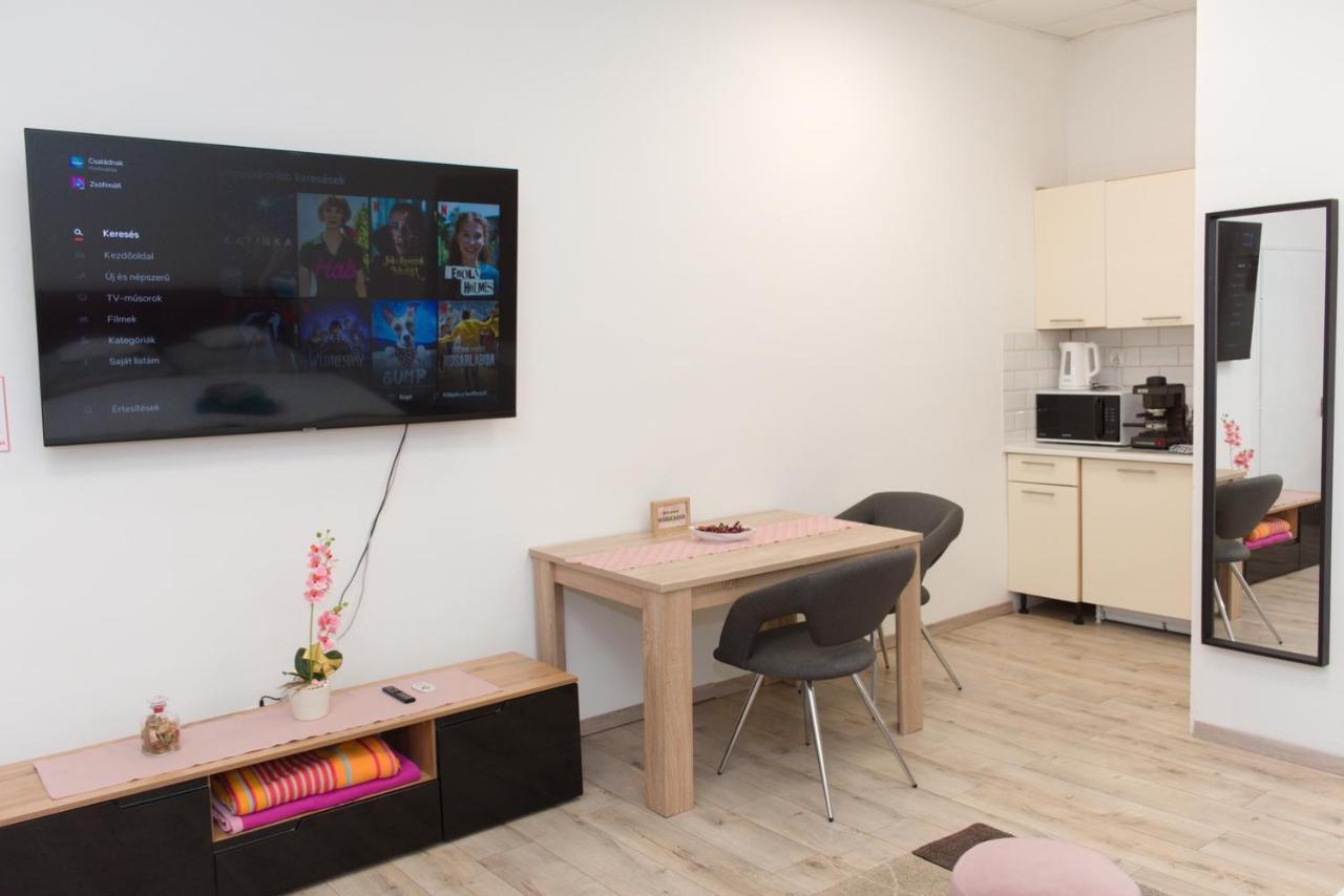 Silver Dream Apartmanhaz Ντέμπρετσεν Εξωτερικό φωτογραφία