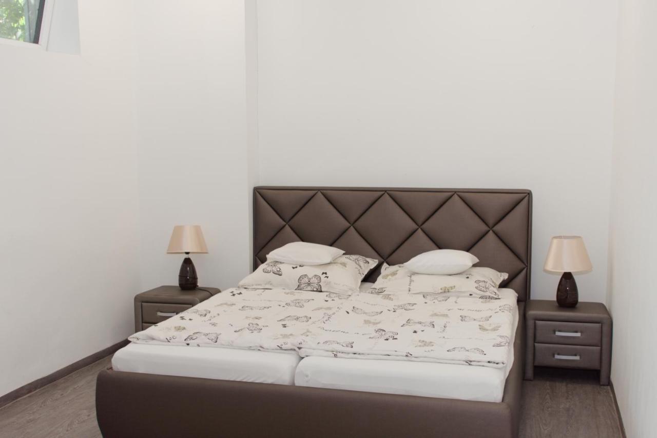 Silver Dream Apartmanhaz Ντέμπρετσεν Εξωτερικό φωτογραφία
